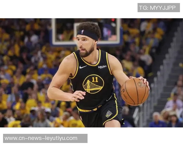 穆迪三分雨下32分闪耀全场张佳玮称赞首发组合攻势如虹